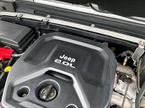 Used 2021 Jeep Wrangler Unlimited Rubicon AWD/4WD image 31