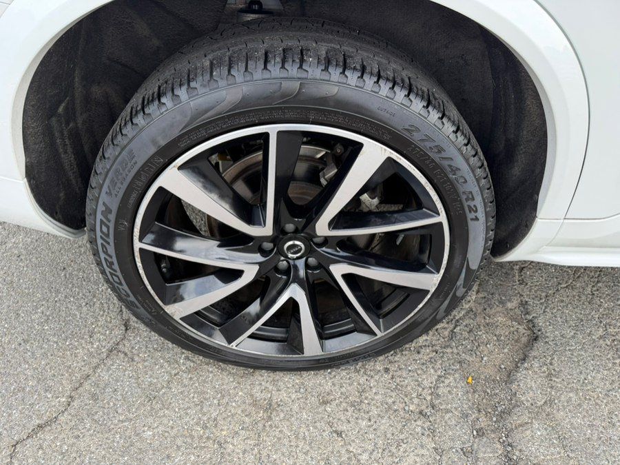 Used 2021 Volvo XC90 T6 Momentum w/ Advanced Package AWD/4WD image 13