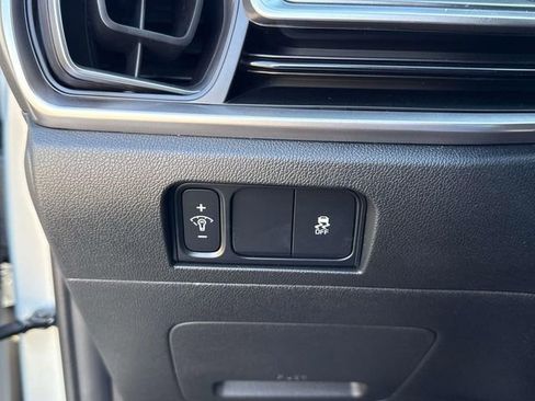 New 2026 Kia Sorento S w/ S Panoramic Sunroof Package FWD image 24