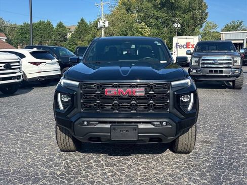 Used 2025 GMC Canyon Elevation w/ Convenience Package AWD/4WD image 2