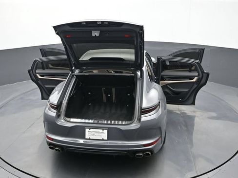 Certified 2025 Porsche Panamera 4 AWD/4WD image 28