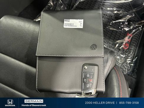 Used 2021 Volkswagen GTI SE FWD image 30