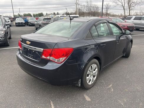 Used 2014 Chevrolet Cruze LS image 7