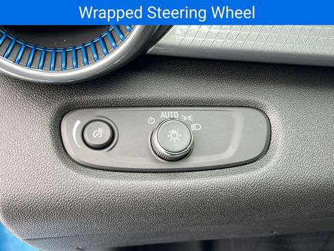 New 2026 Chevrolet Trax LT w/ LT Convenience Package image 15