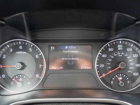 Used 2023 Kia Forte GT-Line w/ GT-Line Premium Package FWD image 22