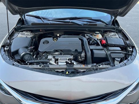 Used 2022 Chevrolet Malibu LT image 32