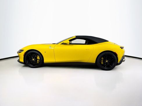 Certified 2025 Ferrari Roma Spider RWD image 35