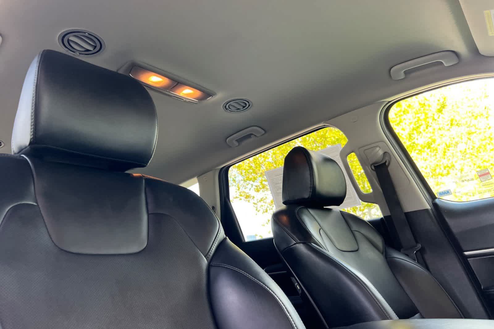 Used 2022 Kia Telluride LX AWD/4WD image 19
