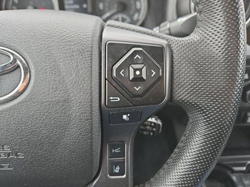 Used 2023 Toyota Tacoma TRD Sport image 15