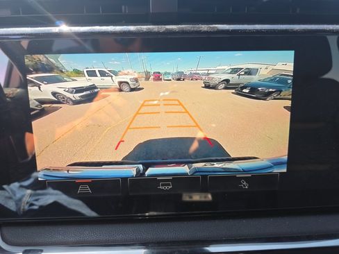 Used 2022 GMC Sierra 1500 AT4 w/ AT4 Preferred Package AWD/4WD image 24