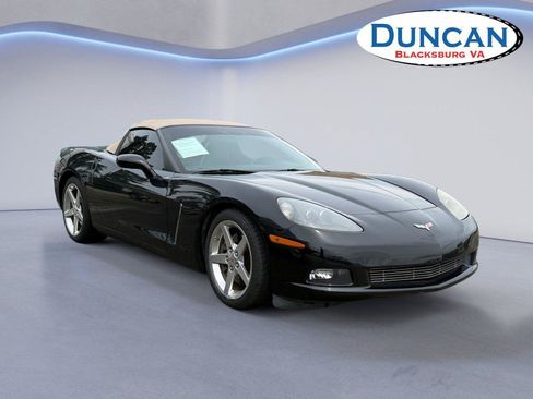 Used 2005 Chevrolet Corvette Convertible w/ Preferred Equipment Group RWD image 1