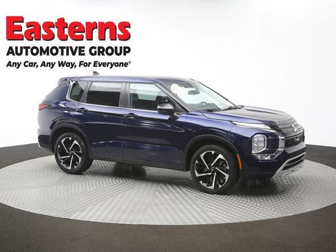Used 2022 Mitsubishi Outlander SE AWD/4WD image 37