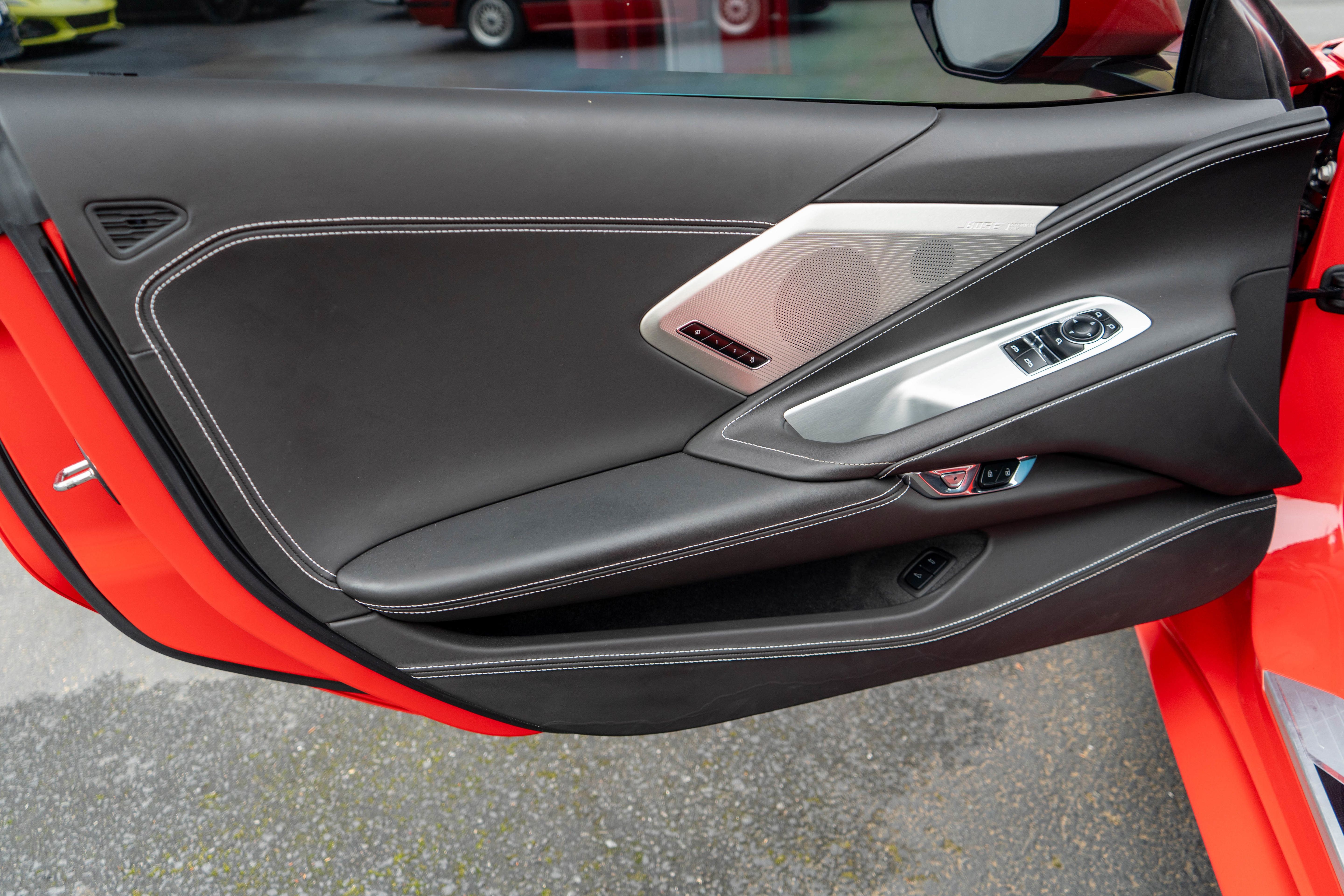 Used 2024 Chevrolet Corvette Stingray Premium Cpe w/ Z51 Performance Package RWD image 12