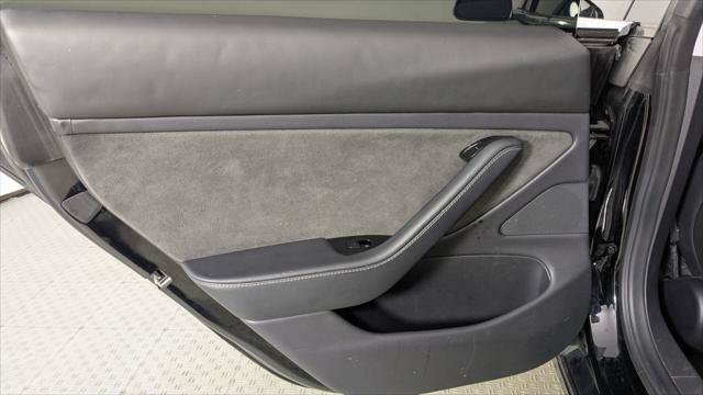Used 2019 Tesla Model 3 Standard Range Plus RWD image 12