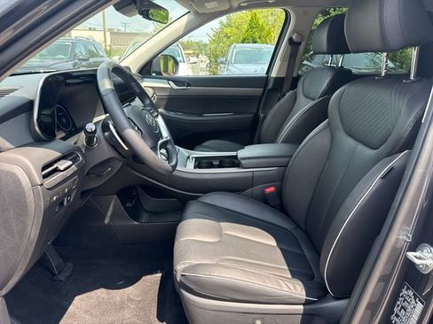Used 2024 Hyundai Palisade SEL w/ Premium Package FWD image 9