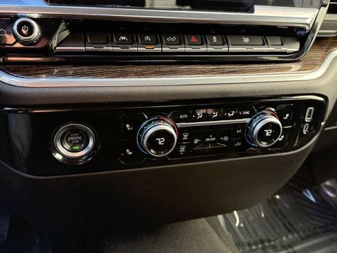 Used 2024 GMC Sierra 1500 SLE image 25