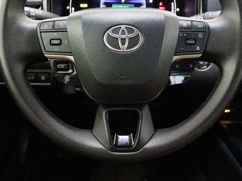 Certified 2025 Toyota Camry LE FWD image 22