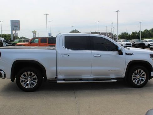 Used 2022 GMC Sierra 1500 Denali AWD/4WD image 6