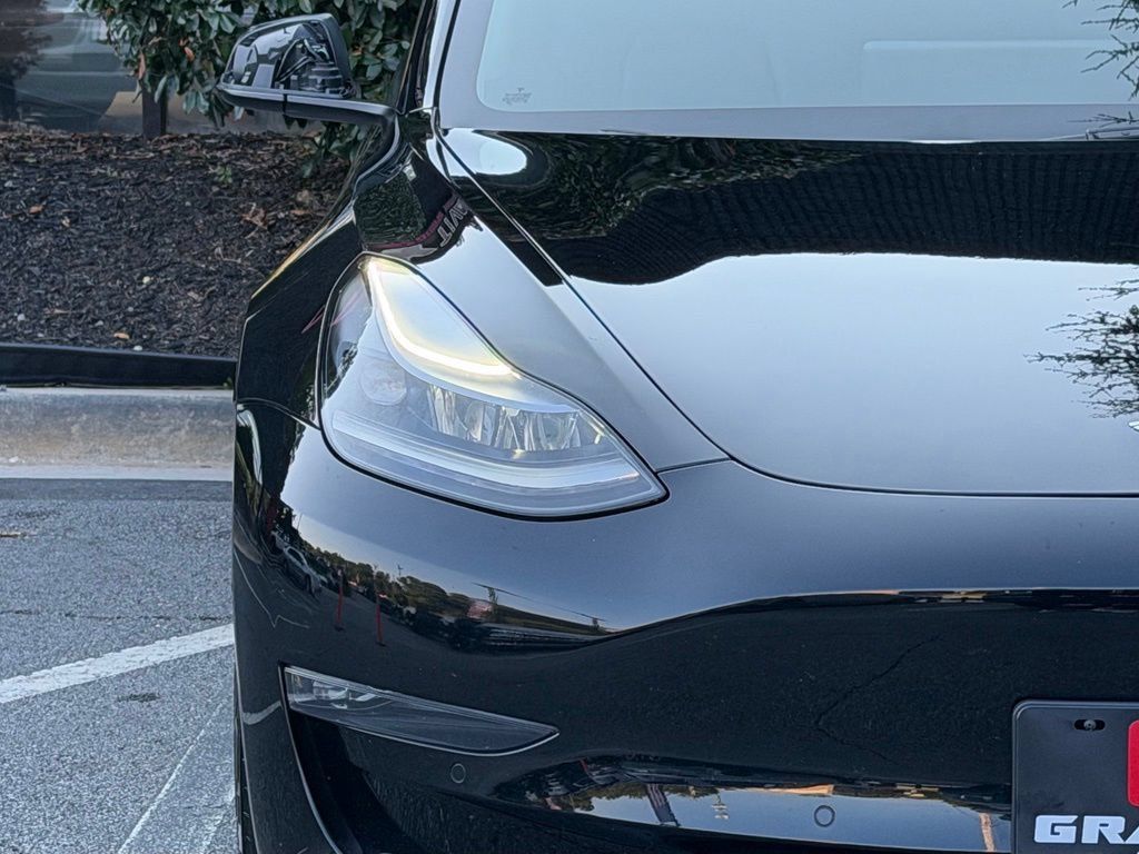 Used 2021 Tesla Model 3 Long Range AWD/4WD image 4