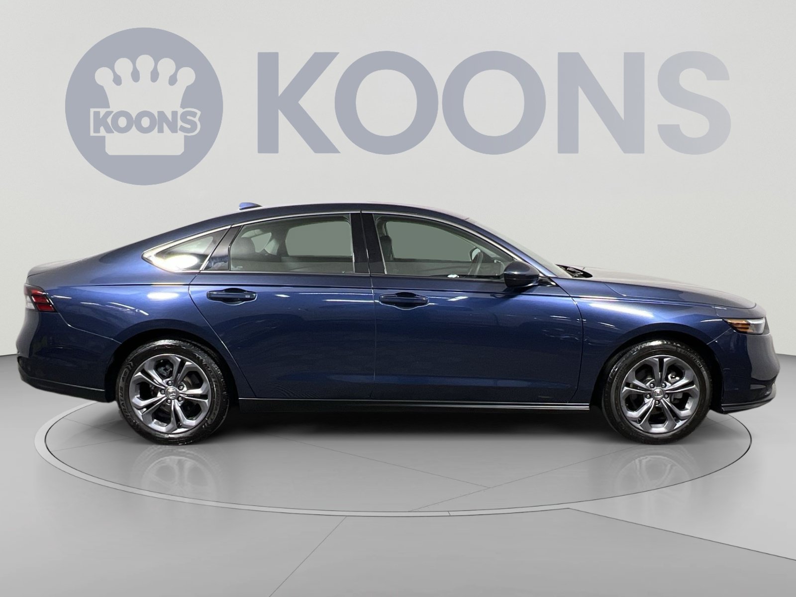 Used 2023 Honda Accord EX image 12