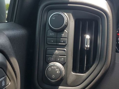 Used 2025 Chevrolet Silverado 1500 Custom Trail Boss AWD/4WD image 35