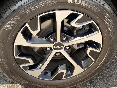 Used 2024 Kia Sportage EX AWD/4WD image 28