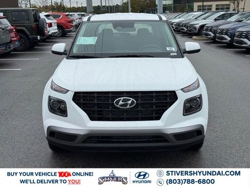 New 2026 Hyundai Venue SE image 6