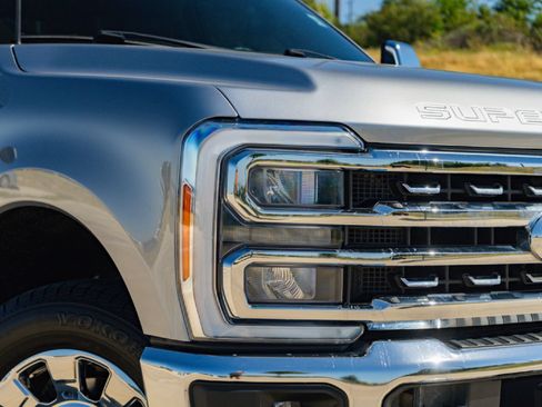 Used 2023 Ford F250 Lariat w/ Tow Technology Package AWD/4WD image 3