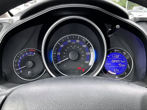 Used 2015 Honda Fit EX image 12