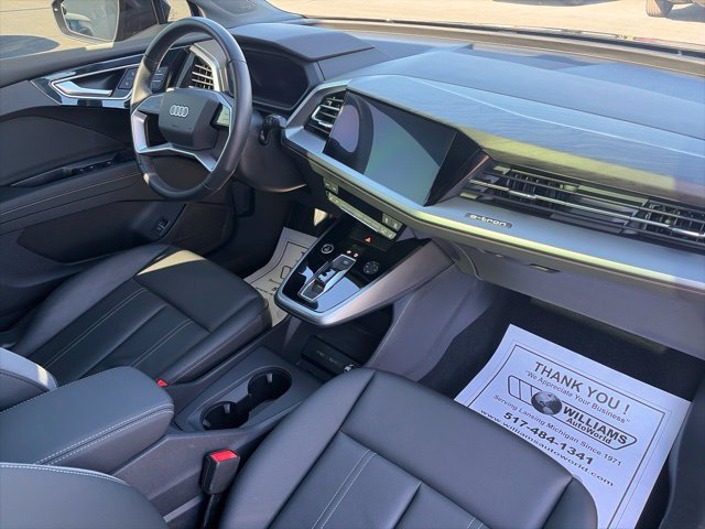 Used 2024 Audi Q4 e-tron Premium Plus AWD/4WD image 5