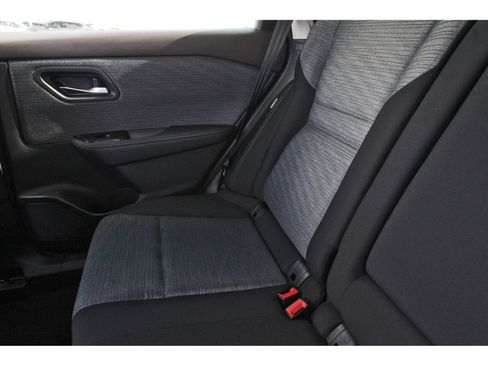 Certified 2023 Nissan Rogue SV FWD image 14