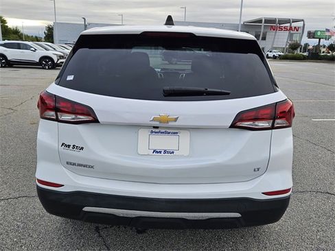 Used 2022 Chevrolet Equinox LT image 10