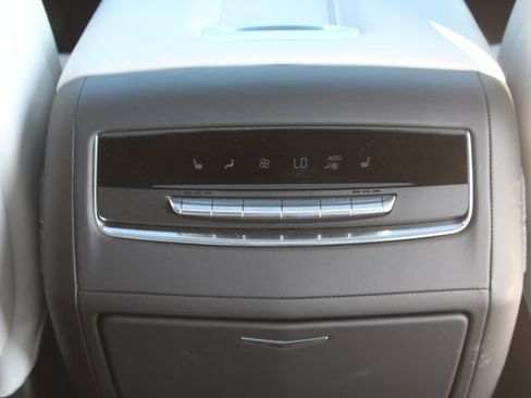 Used 2026 Cadillac Escalade ESV Platinum Sport w/ LPO, ONYX Package AWD/4WD image 22