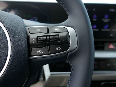 New 2025 Kia Sportage EX w/ EX Premium Package image 15