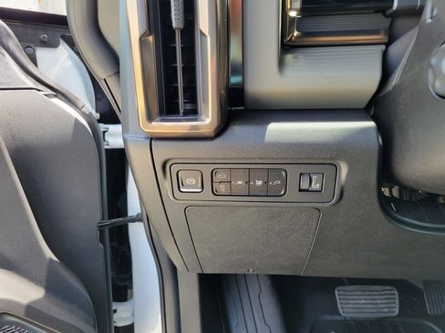 New 2025 GMC Hummer EV 2X image 16