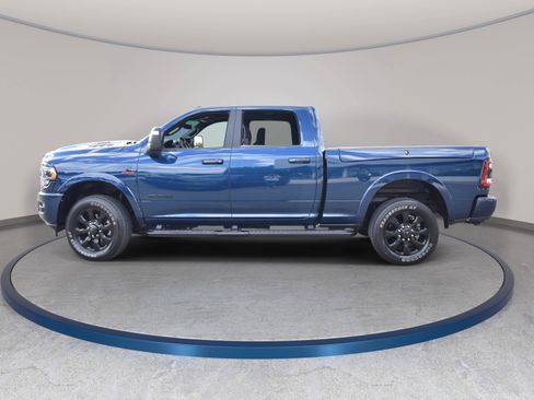 Used 2024 RAM 2500 Limited AWD/4WD image 9