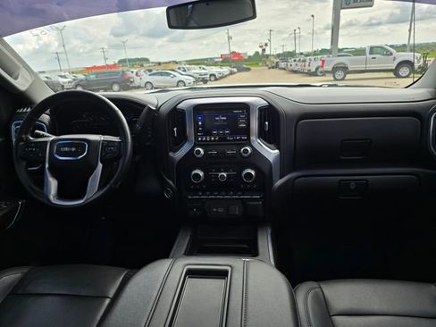 Used 2021 GMC Sierra 1500 SLT w/ SLT Convenience Package AWD/4WD image 13