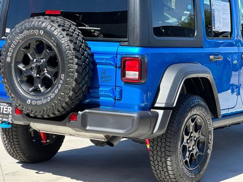 Used 2023 Jeep Wrangler Unlimited AWD/4WD image 8