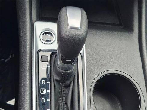 Certified 2025 Nissan Altima 2.5 S FWD image 12