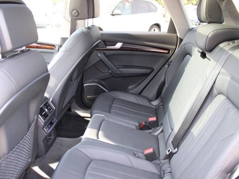 Used 2018 Audi Q5 2.0T Premium Plus AWD/4WD image 21