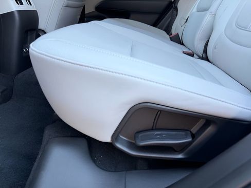 Used 2025 Hyundai Tucson SEL image 15