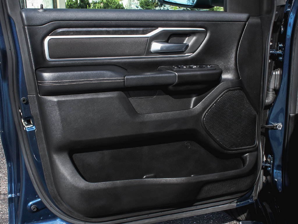 Used 2023 RAM 1500 Big Horn AWD/4WD image 8
