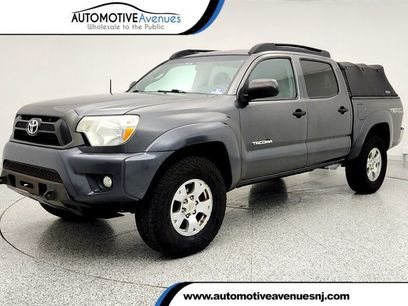Used 2015 Toyota Tacoma 4WD Double Cab V6 AT with Entu