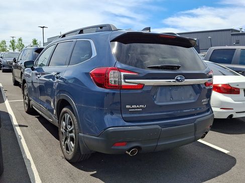 Used 2023 Subaru Ascent Touring AWD/4WD image 4