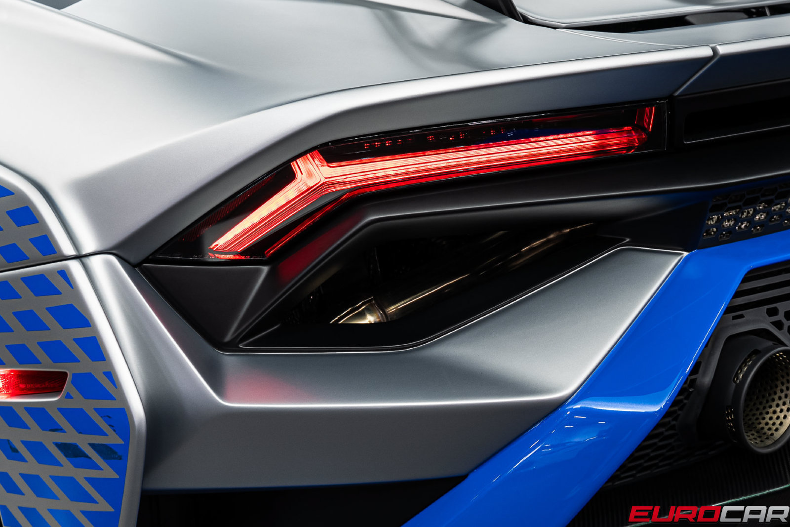 Used 2022 Lamborghini Huracan STO RWD image 25