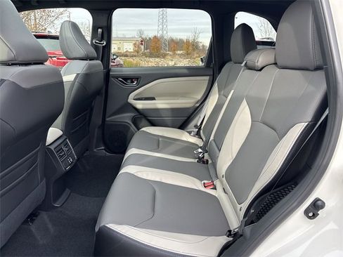 New 2025 Subaru Forester Limited image 29