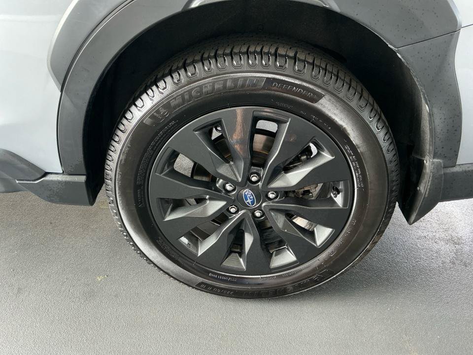 Used 2023 Subaru Outback Onyx Edition AWD/4WD image 24