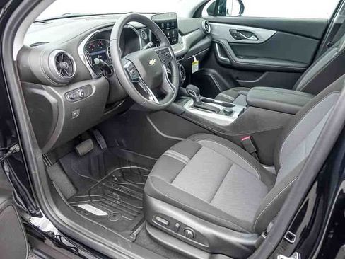 New 2026 Chevrolet Blazer LT w/ Convenience Package FWD image 13