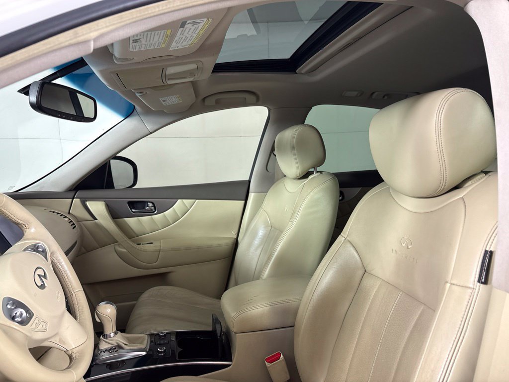 Used 2014 INFINITI QX70 2WD w/ Premium Package image 28