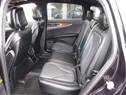 Used 2020 Lincoln Nautilus Reserve w/ Cargo Utility Package image 45